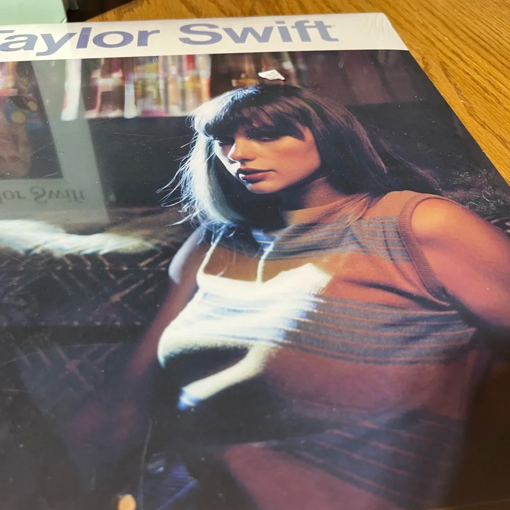 Taylor Swift 2025 Official 16-Month Calendar